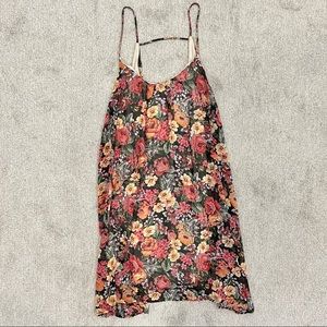 Flattering Floral Shift Dress L